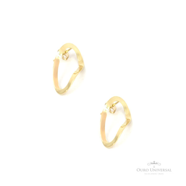 Brinco Oval Torcido P OA - Ouro Universal