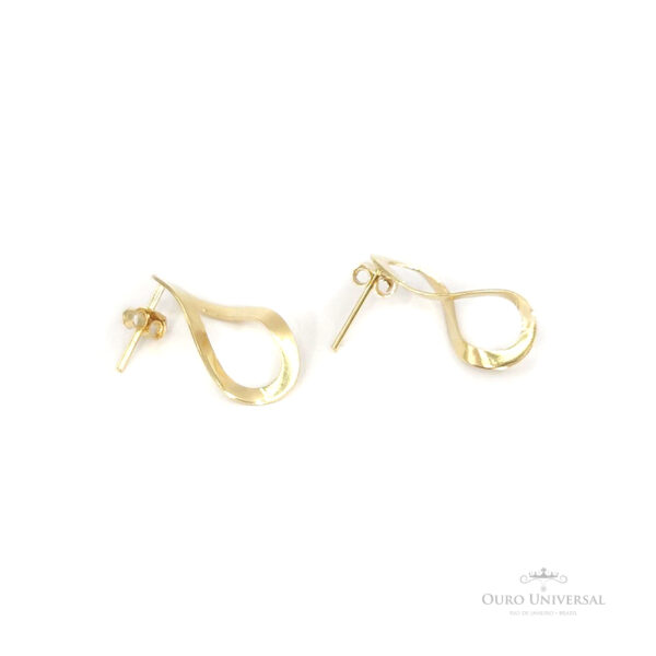 Brinco Oval Torcido P OA - Ouro Universal