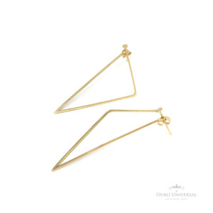 Brinco Triangular OA - Ouro Universal