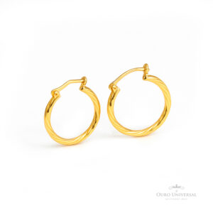 Argola Tubo Torcida de encaixe OA - Ouro Universal